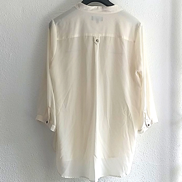 My Michelle Ivory Blouse - Picture 2 of 6